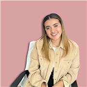 Profesional en el área de la salud, certificada en Mindfulness y midnfuleating